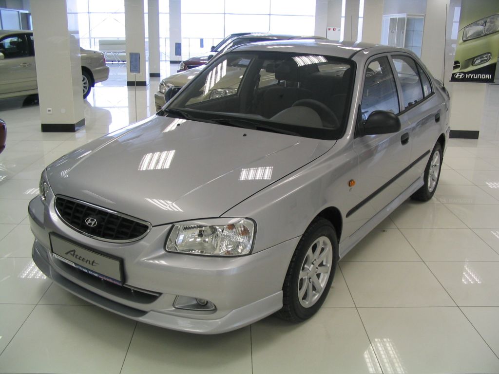 Hyundai Accent technical specifications and fuel economy